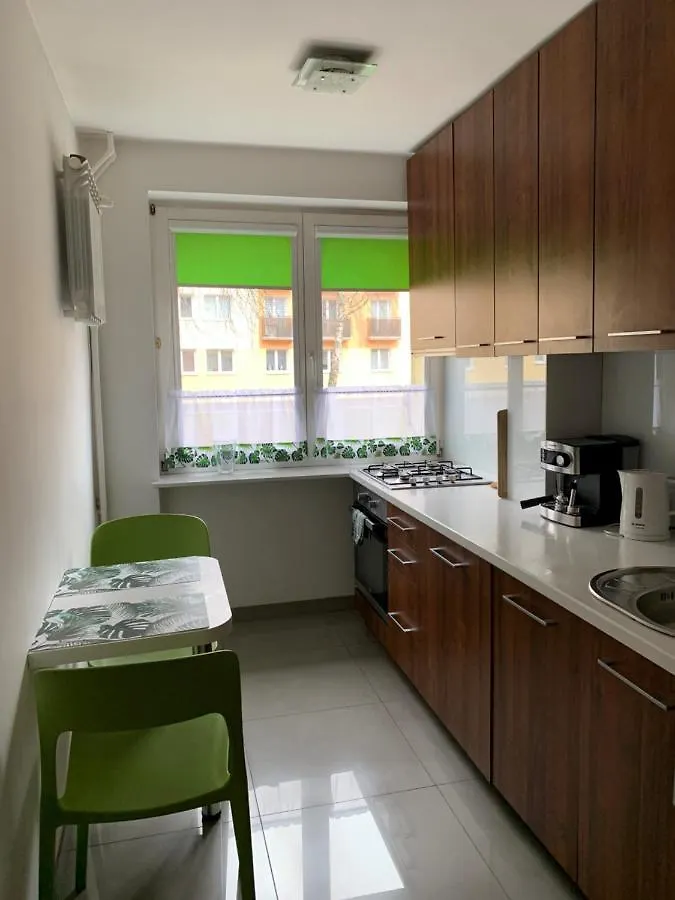 Apartment Mona Warsaw Przy Stacji Metra 0*,  Polónia