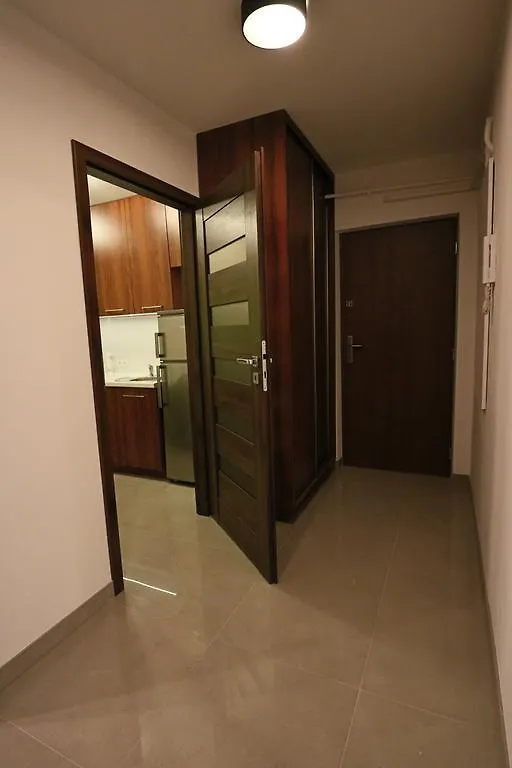 Apartment Mona Warsaw Przy Stacji Metra